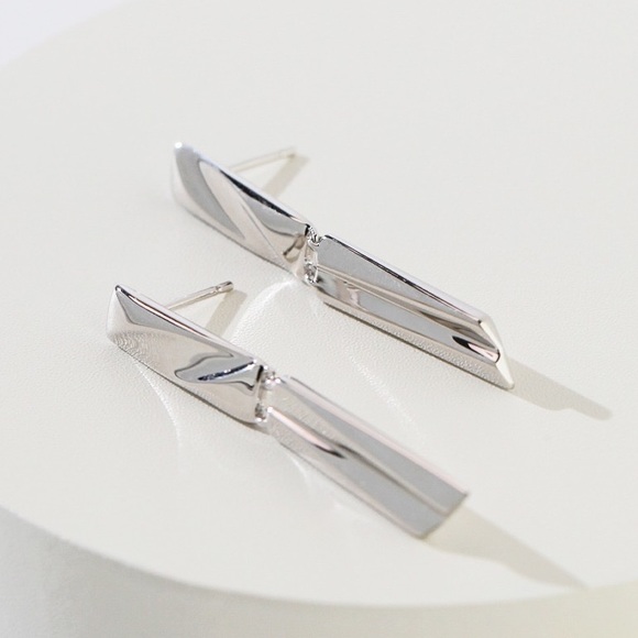 ✨ Elegant Sterling Silver Long Dangle Earrings Hypoallergenic - Picture 2 of 4